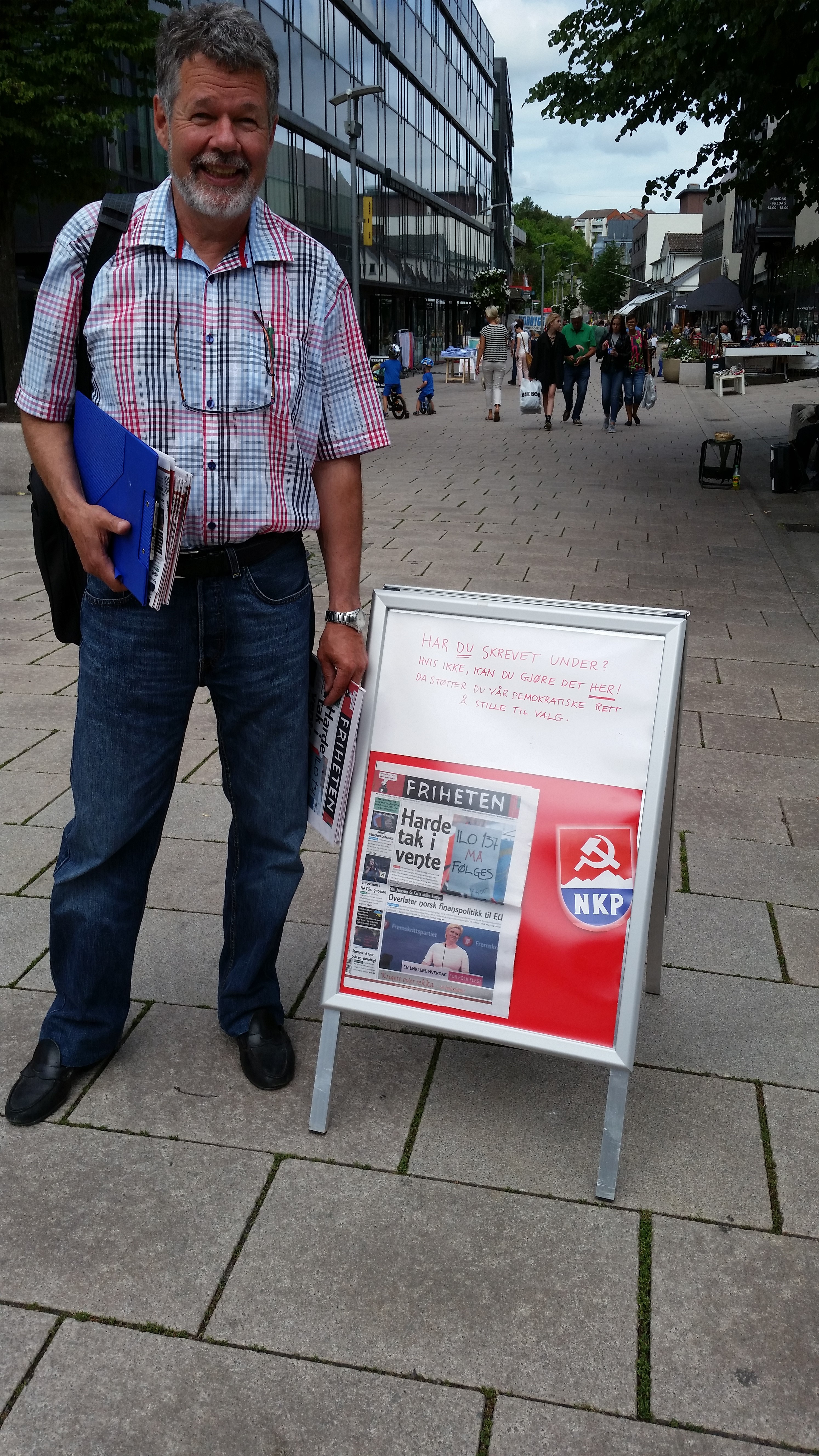 2016-06-18_Terje_på_stand.jpg